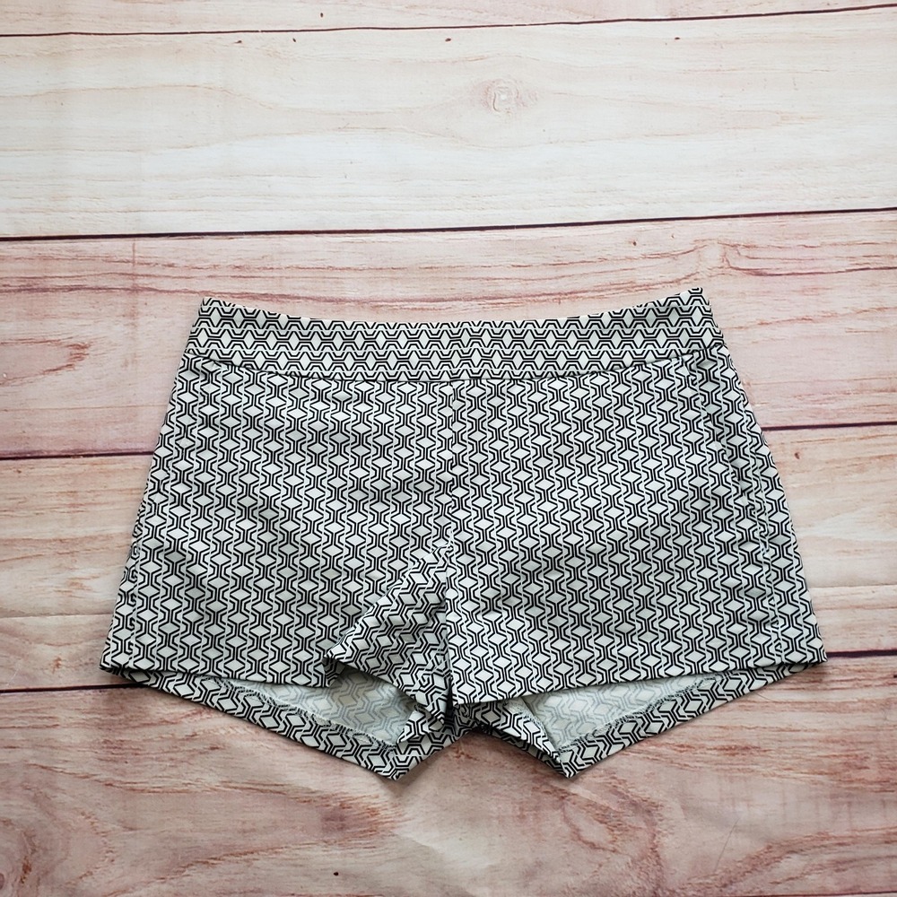 Express Hot Pants Womens 00 White Geometric Twill Lined Slim Casual Zip Ladies
